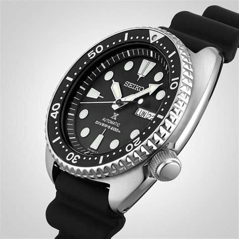 seiko divers 200m automatic price.